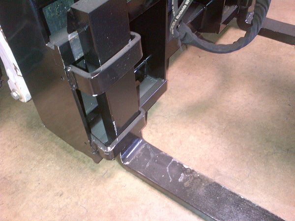 Mat Grapple Fork | Skid Steer Material Handling