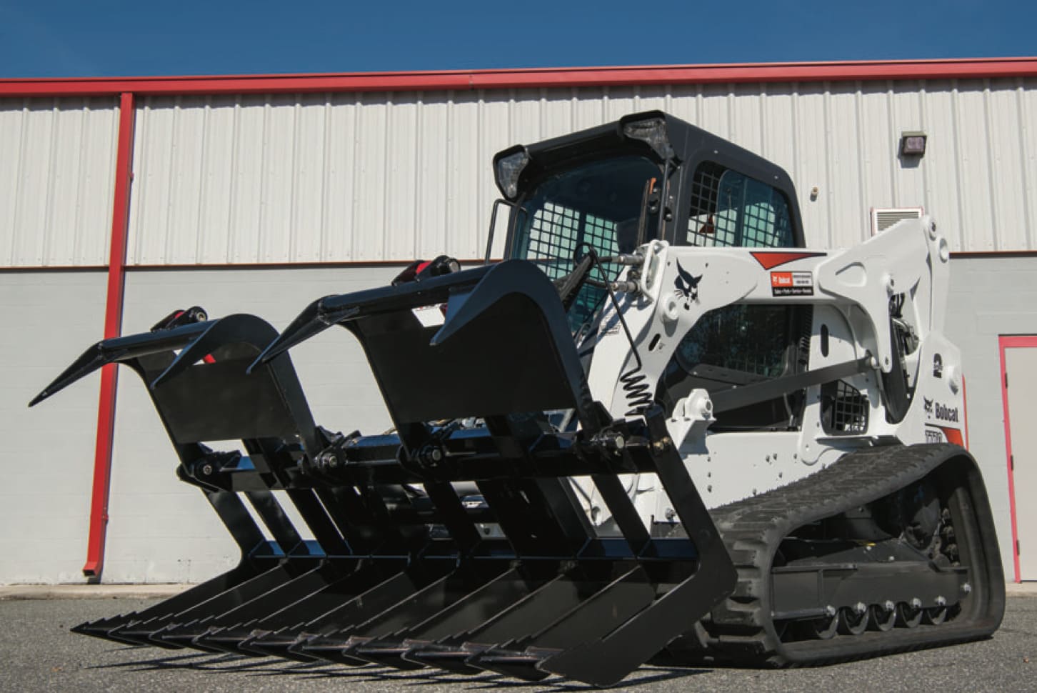 McLaren Heavy Duty Skid Steer Grapple Bucket